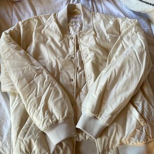 Aritzia TNA stadium jacket - worn once no flaws